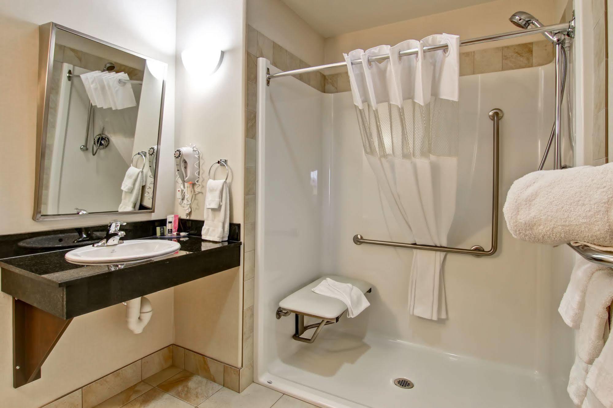 Canalta Hotel Tisdale Kültér fotó